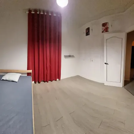 Habitación en casa particular Au 1er étage Avec Communs Arthes